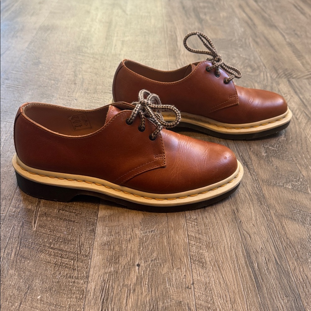 Dr. Martens Brown Leather Derby Shoes with Cream Soles - Picture 6 of 12